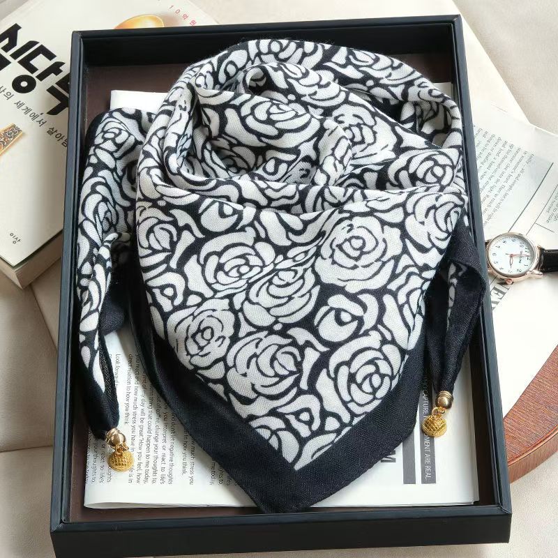 Thermal Square Scarf With Magnetic Clasp Triangular Silk Scarf Cotton Neck Warmer For Women