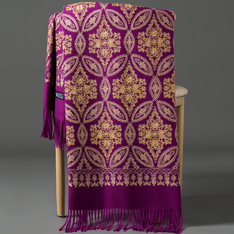 Autumn Winter Embroidered Golden Silk Lily Design In Xinjiang Cashmere
