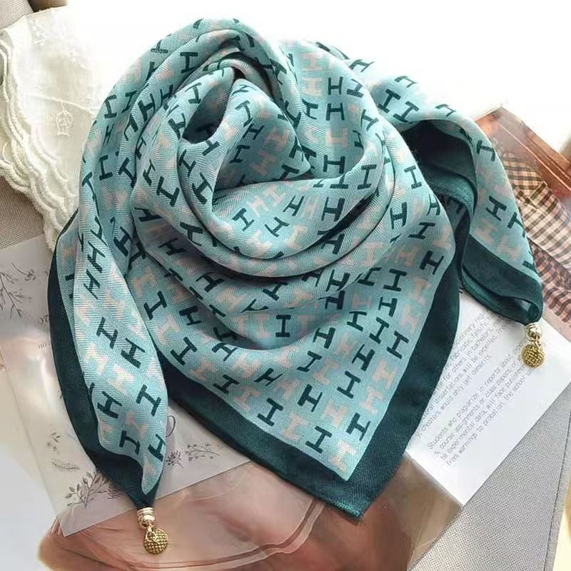 Thermal Square Scarf With Magnetic Clasp Triangular Silk Scarf Cotton Neck Warmer For Women