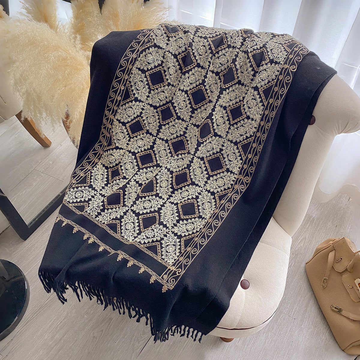Geometric Jacquard Hanging Tassel Embroidered Shawl For Women