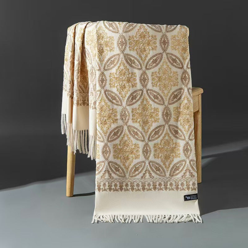 Autumn Winter Embroidered Golden Silk Lily Design In Xinjiang Cashmere
