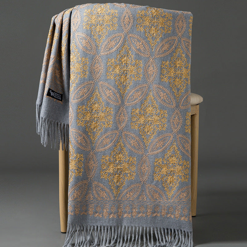 Autumn Winter Embroidered Golden Silk Lily Design In Xinjiang Cashmere