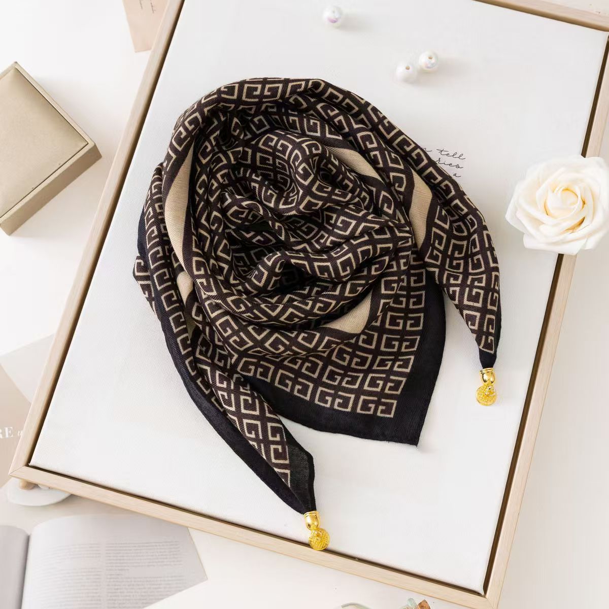 Thermal Square Scarf With Magnetic Clasp Triangular Silk Scarf Cotton Neck Warmer For Women